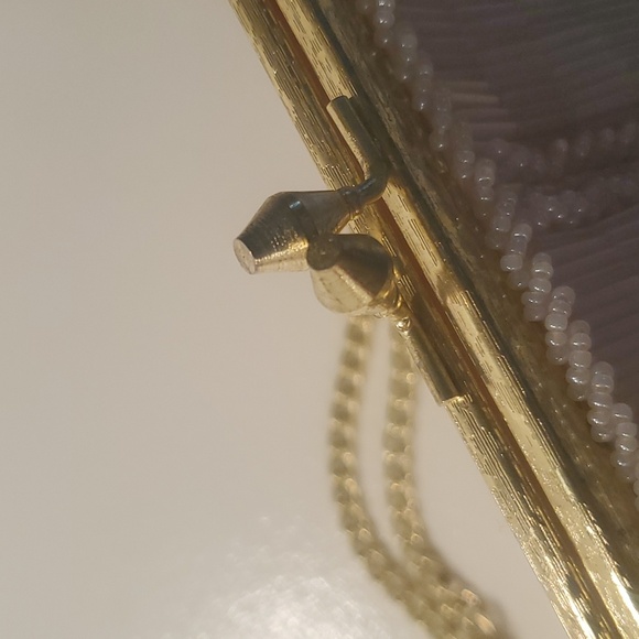 La Regale White Beaded Vintage Evening Bag - Picture 5 of 10